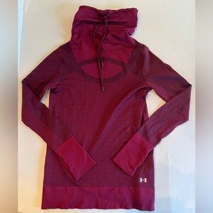Under Armour Women’s Threadborne Heat Gear Cowl Neck Pullover Size S